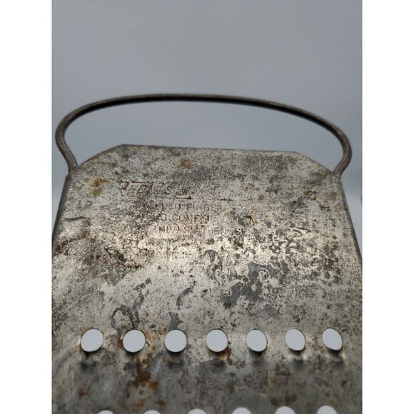 Vintage Rapid Slaw and Vegetable Cutters Bluffton O Cheese Grater With Handle - Picture 5 of 12